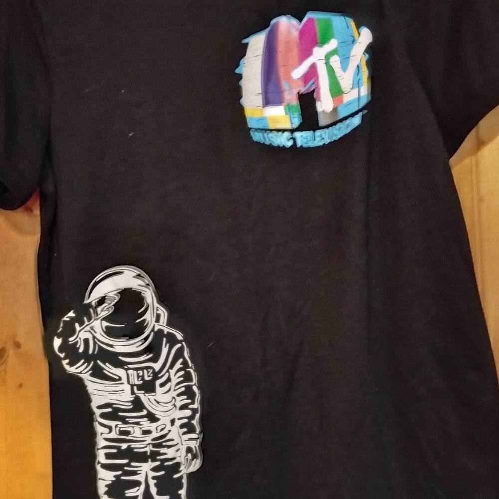 Men's Black Small MTV Music Television Astronaut Logo T-Shirt